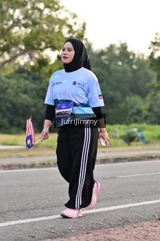 Runner Photo 4328461