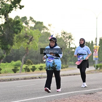 Runner Photo 4328510