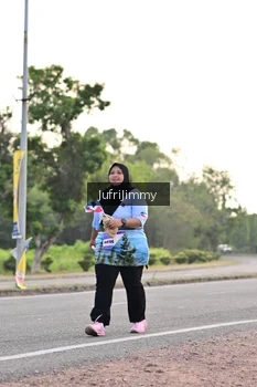 Runner Photo 4328534