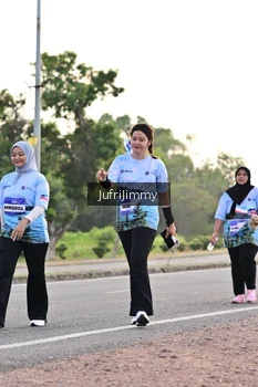 Runner Photo 4328544