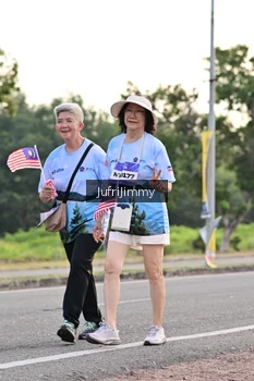 Runner Photo 4328563