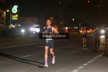 Runner Photo 4330244