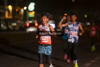 Runner Photo 4330289