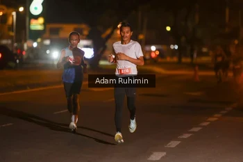 Runner Photo 4330300