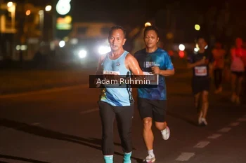Runner Photo 4330307