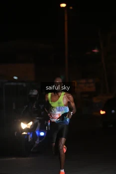 Runner Photo 4330439
