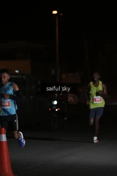 Runner Photo 4330443