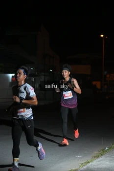 Runner Photo 4330525