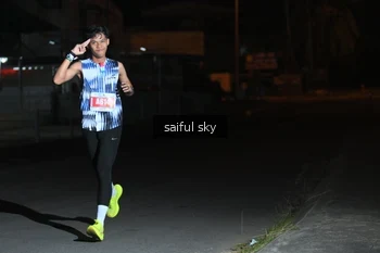 Runner Photo 4330539