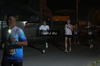 Runner Photo 4330544