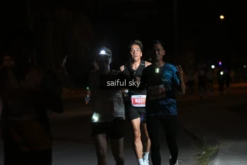 Runner Photo 4330577