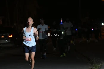 Runner Photo 4330593