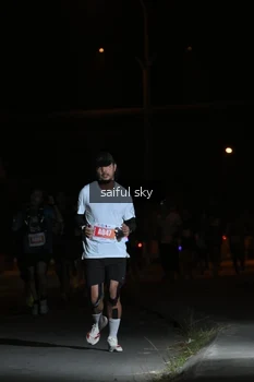 Runner Photo 4330595