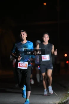 Runner Photo 4330608
