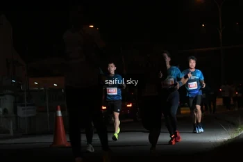 Runner Photo 4330632