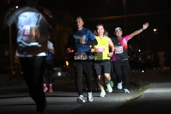 Runner Photo 4330642
