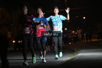Runner Photo 4330645