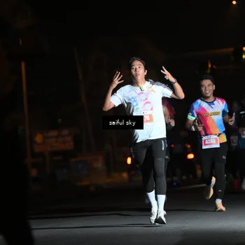 Runner Photo 4330648