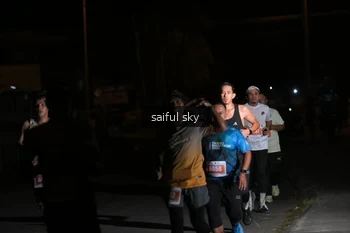 Runner Photo 4330678