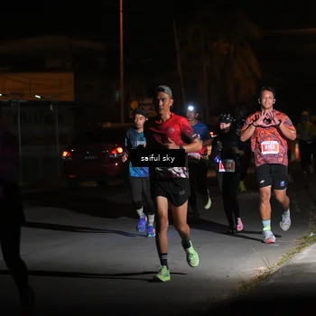 Runner Photo 4330714