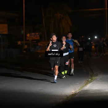 Runner Photo 4330736
