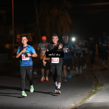 Runner Photo 4330742