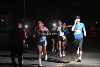 Runner Photo 4330750