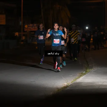 Runner Photo 4330778