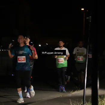 Runner Photo 4331472