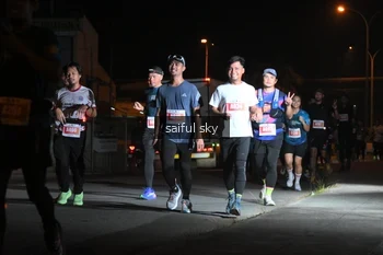Runner Photo 4331560