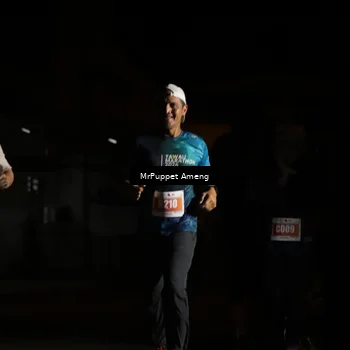 Runner Photo 4331565