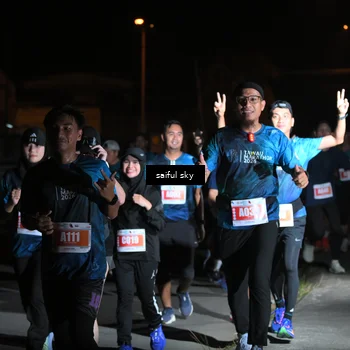 Runner Photo 4331665