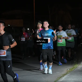 Runner Photo 4331803