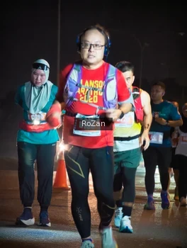 Runner Photo 4332215