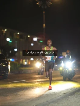 Runner Photo 4332240
