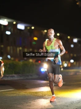 Runner Photo 4332243