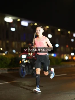 Runner Photo 4332247
