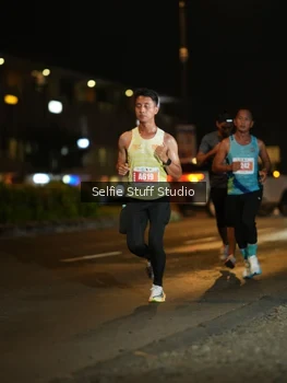Runner Photo 4332372