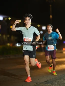 Runner Photo 4332390