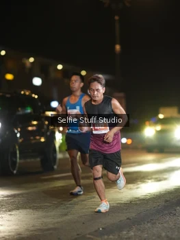 Runner Photo 4332402