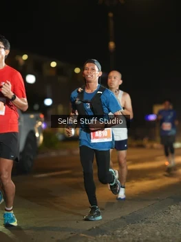 Runner Photo 4332405