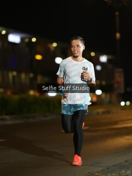 Runner Photo 4332460