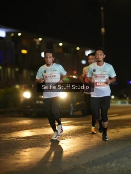 Runner Photo 4332483