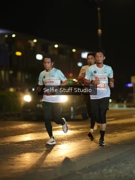 Runner Photo 4332485