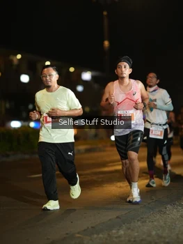 Runner Photo 4332701