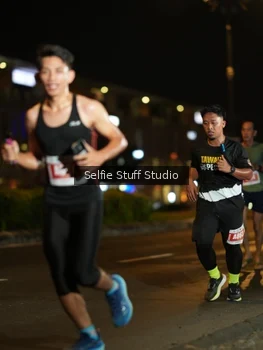 Runner Photo 4332702