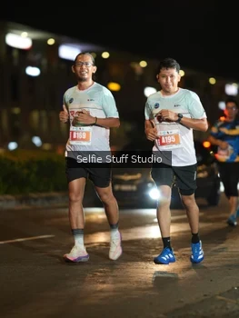 Runner Photo 4332770