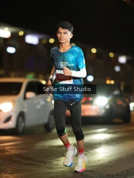 Runner Photo 4332833