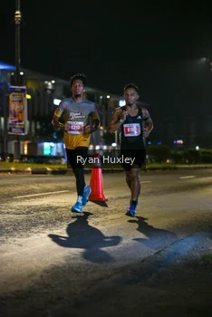 Runner Photo 4332949