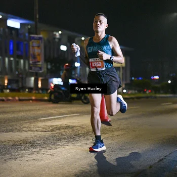 Runner Photo 4333056